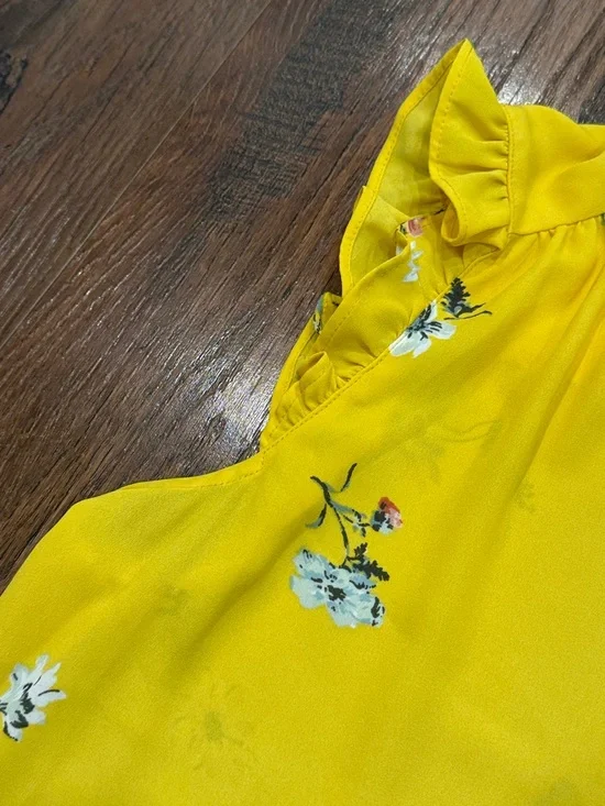 LOFT Bright Yellow Floral Ruffle Sleeve Top - Picture 5 of 8